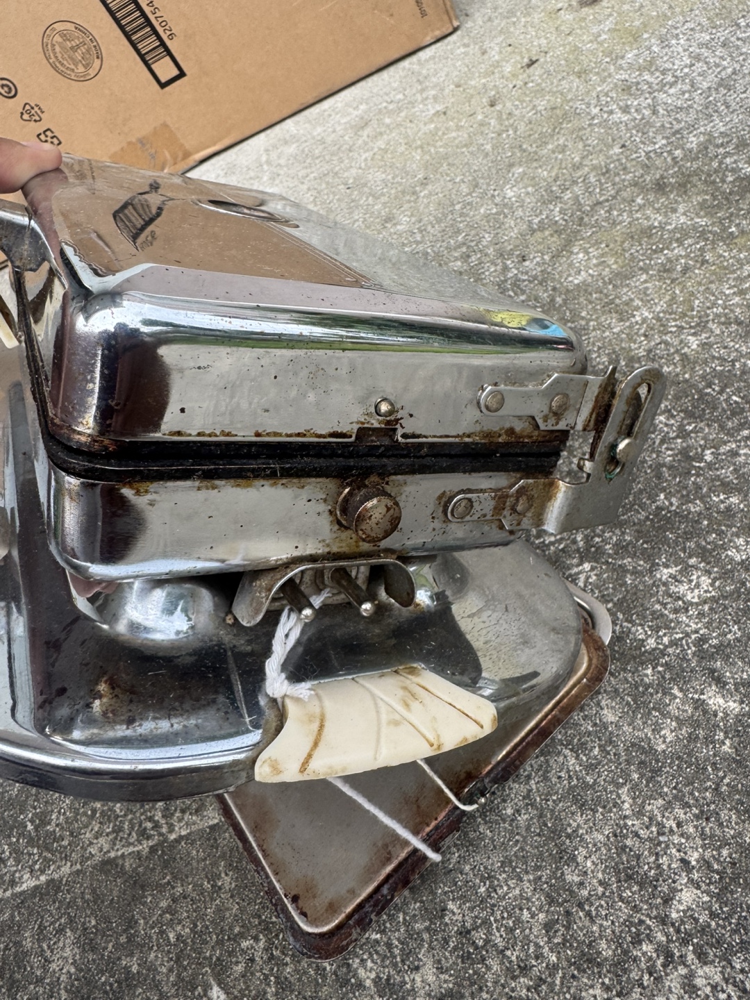 Vintage Force Electric Waffle Maker - photo 2