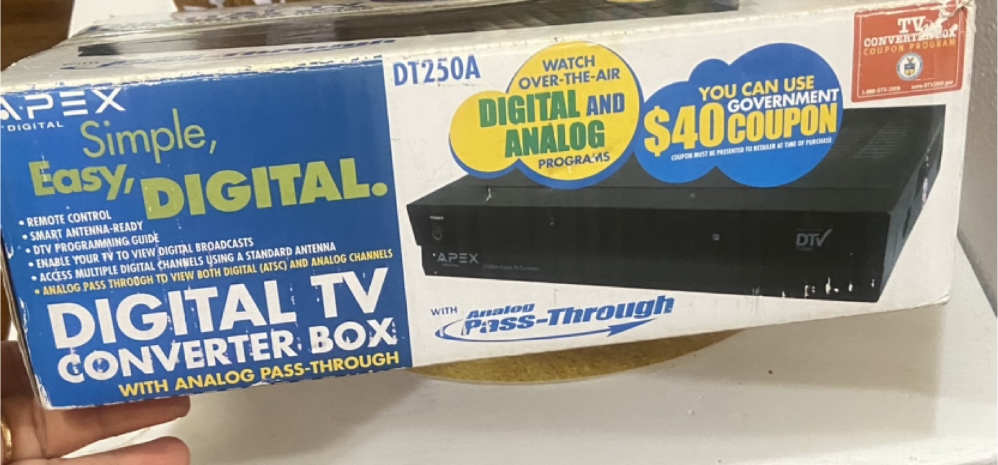 Apex DT250A Digital TV Converter Box