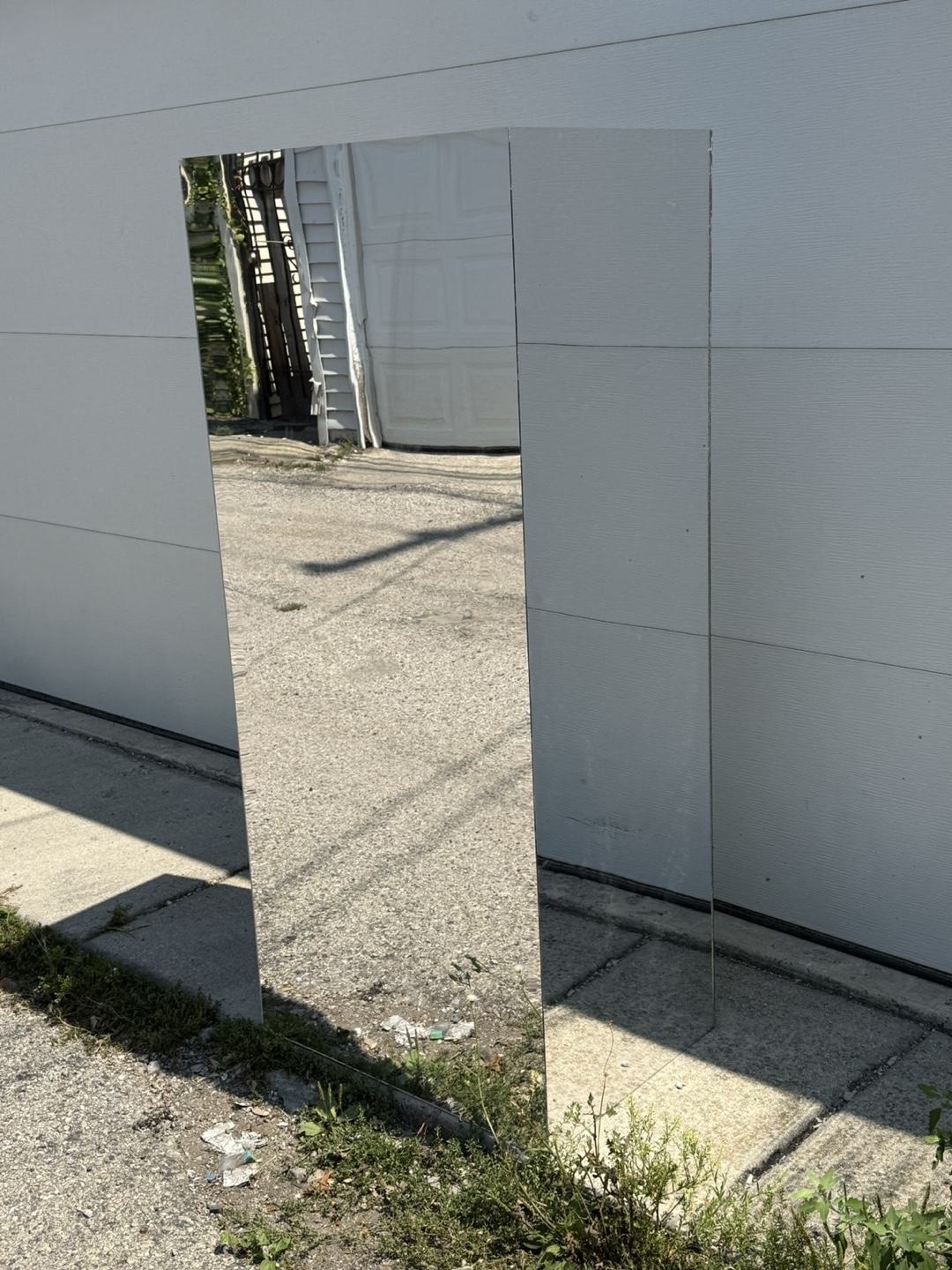 56”H mirrored pedestal/display piece LARGE - photo 3