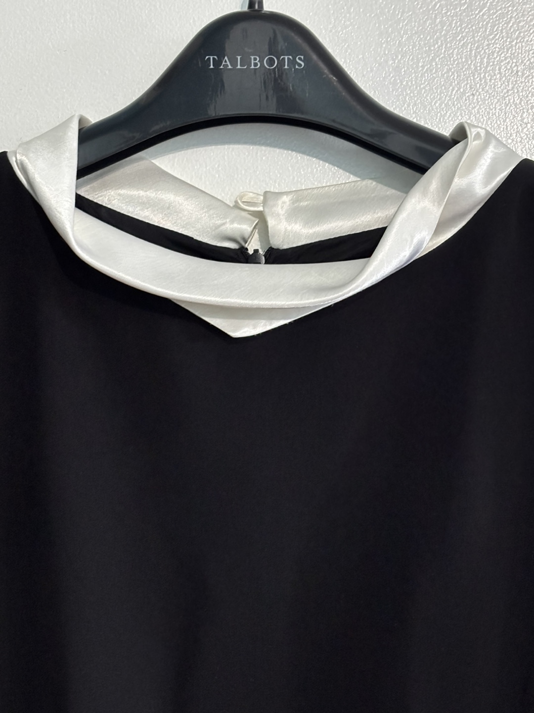 Tristan Black Dress, Silk Collar - photo 3