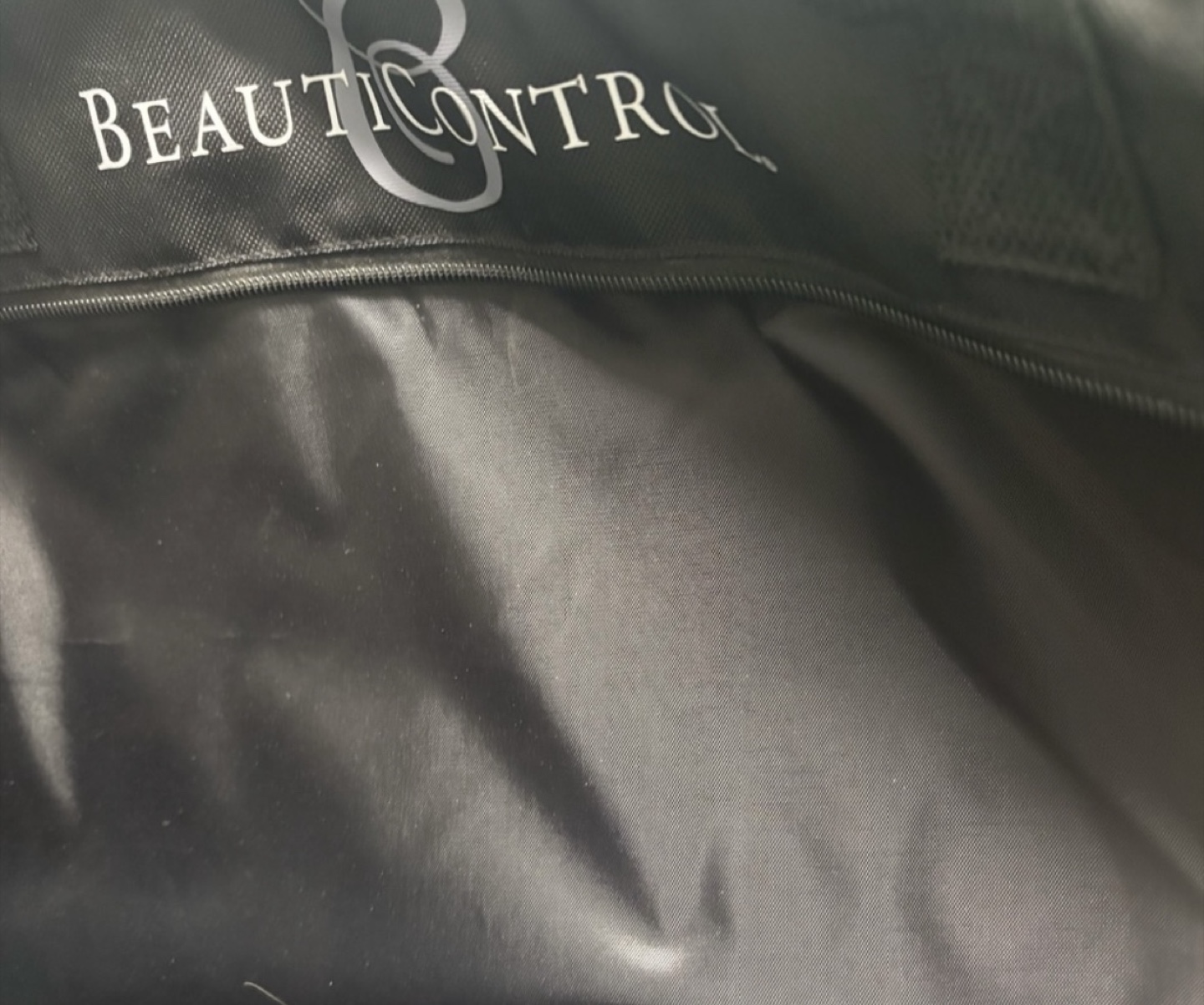 BeautiControl Black Quilted Carry Bag - photo 3