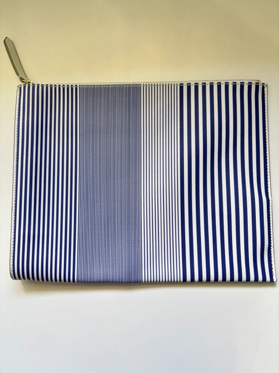 H&M Striped Clutch thumbnail