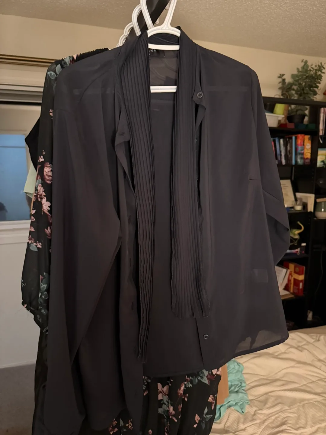 Donna Due Black Blouse - Size XL thumbnail