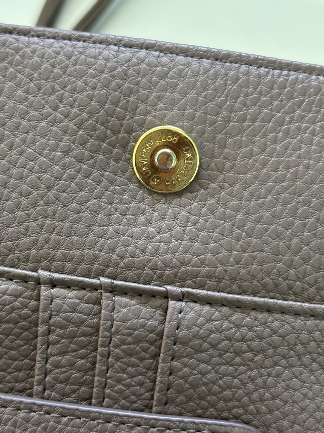 Colab Taupe Pebble Crossbody Wallet - photo 4
