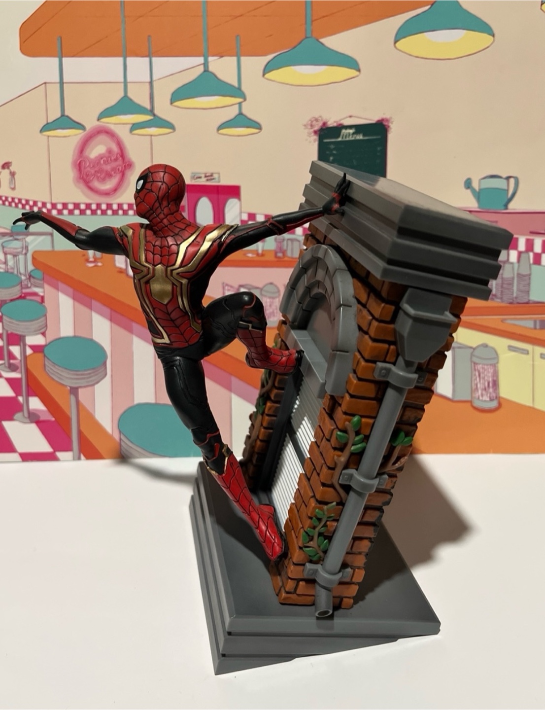 No Way Home Spider-Man figure - photo 3