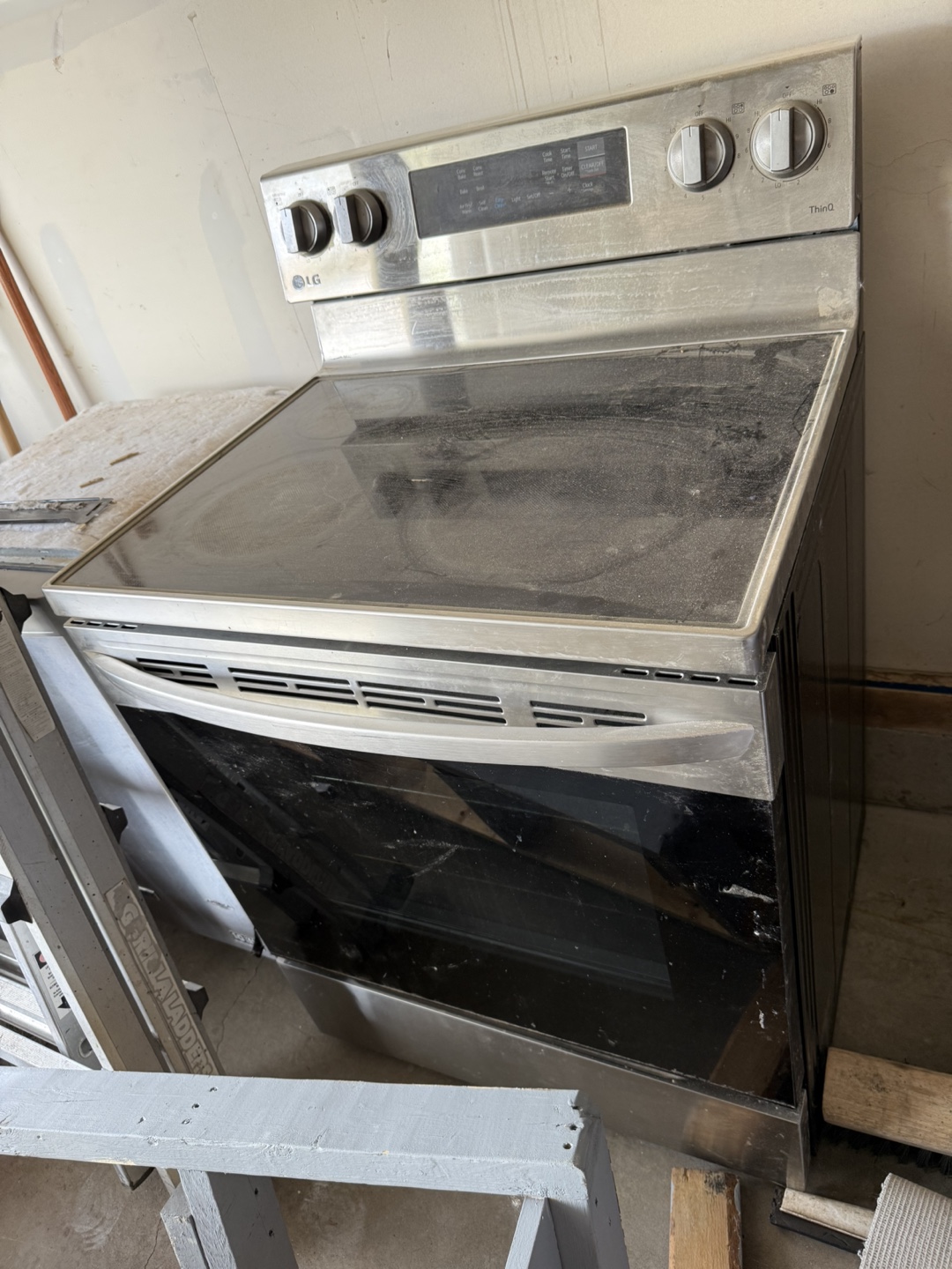 LG Electric Range Oven