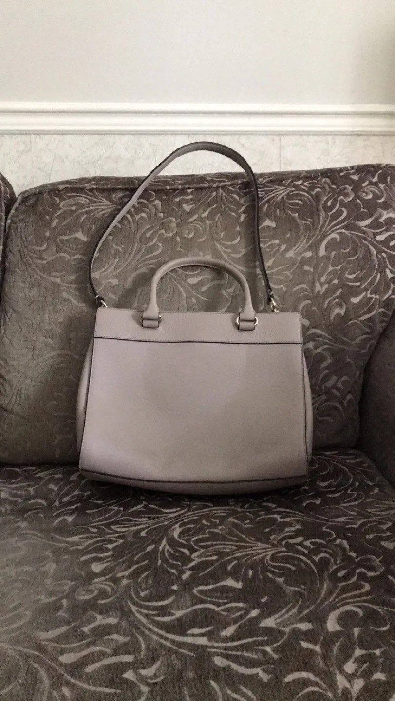 Kate Spade Grey Leather Handbag image indicator(2)