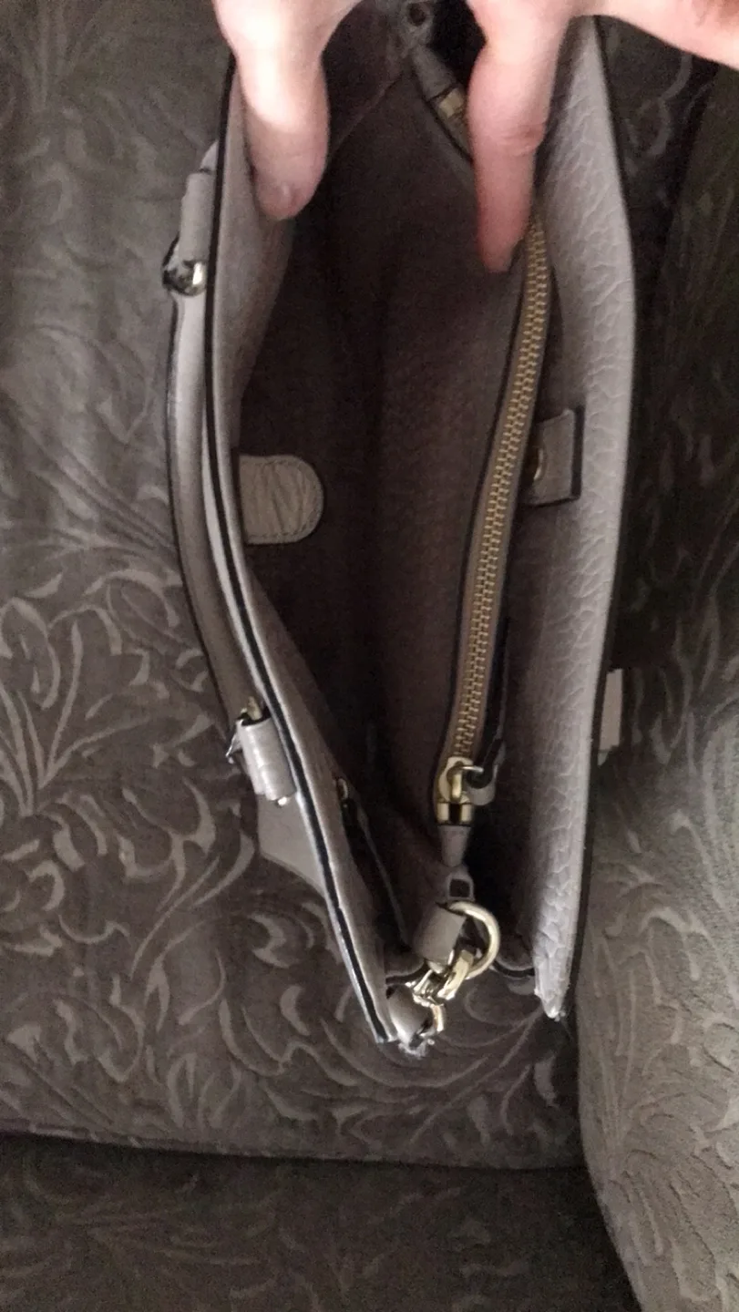 Kate Spade Grey Leather Handbag image indicator(5)