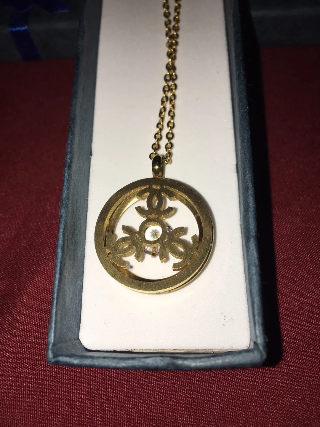 Chanel Gold Pendant Necklace image indicator(3)