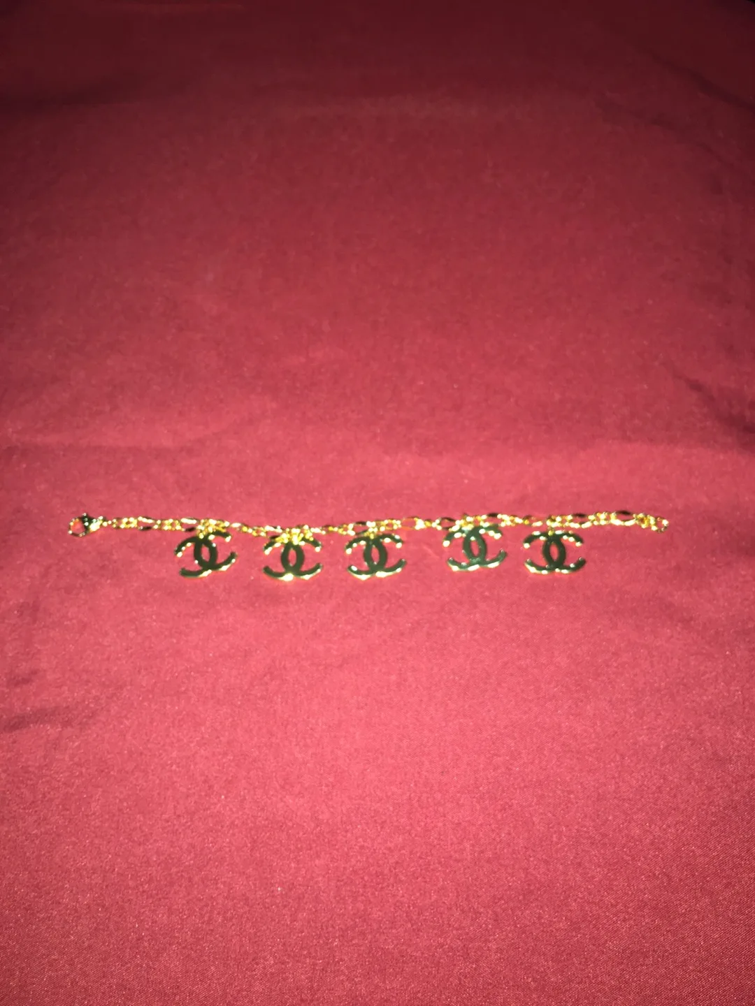 Chanel Gold Bracelet image indicator(6)