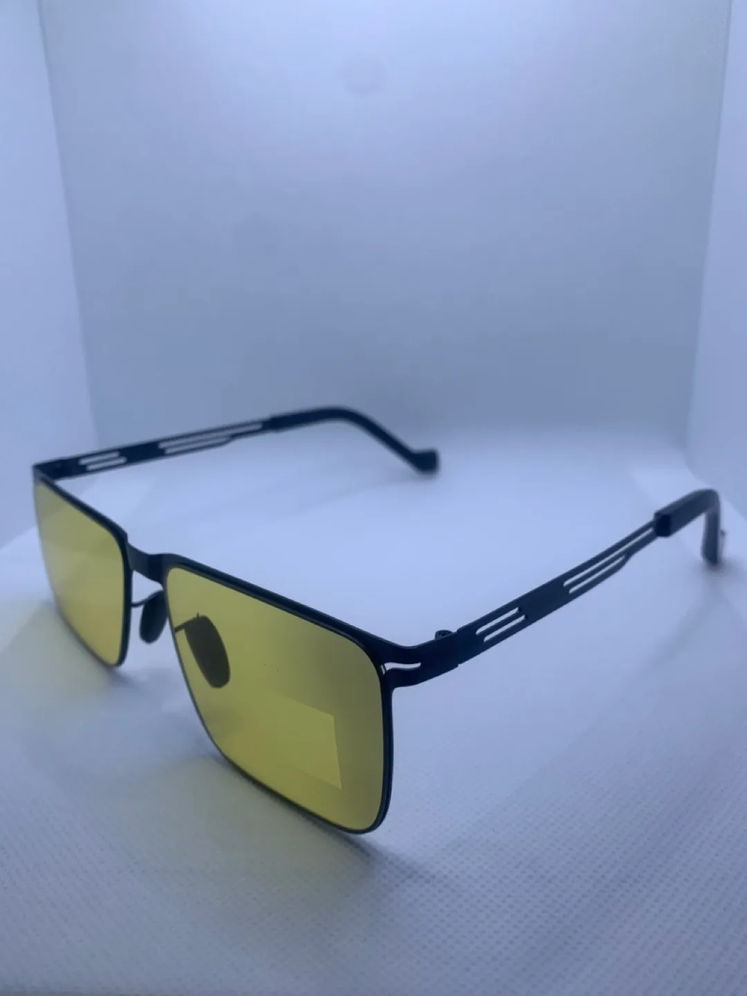 BRAND NEW multifunctional sunglass with Case image indicator(3)