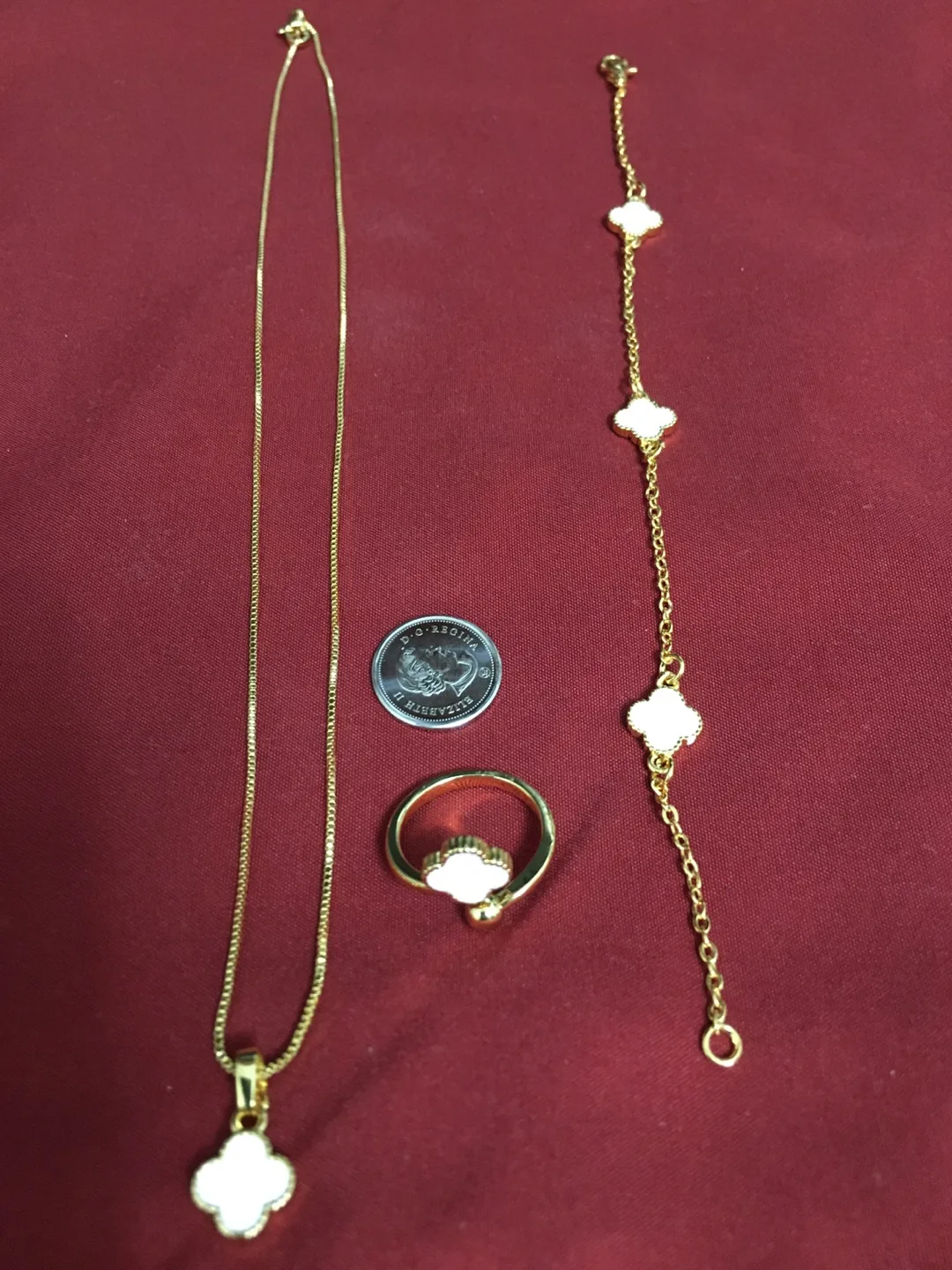 Clover Necklace, Ring & Bracelet Set image indicator(2)