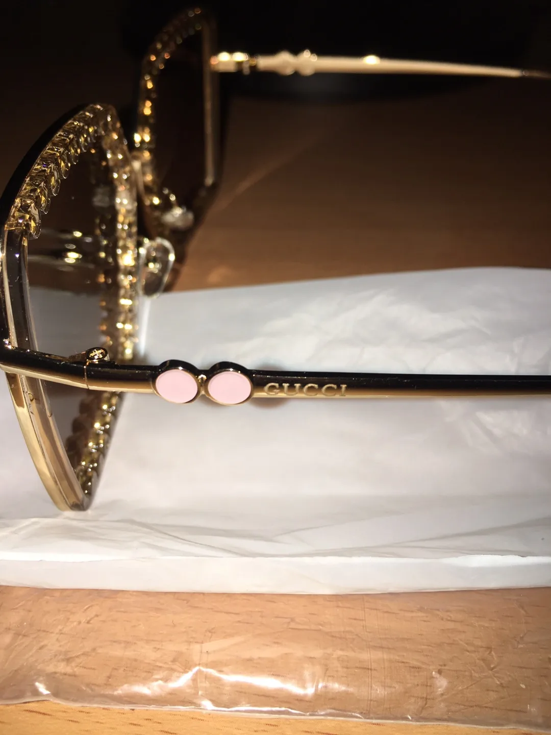 Gucci Sunglasses image indicator(2)