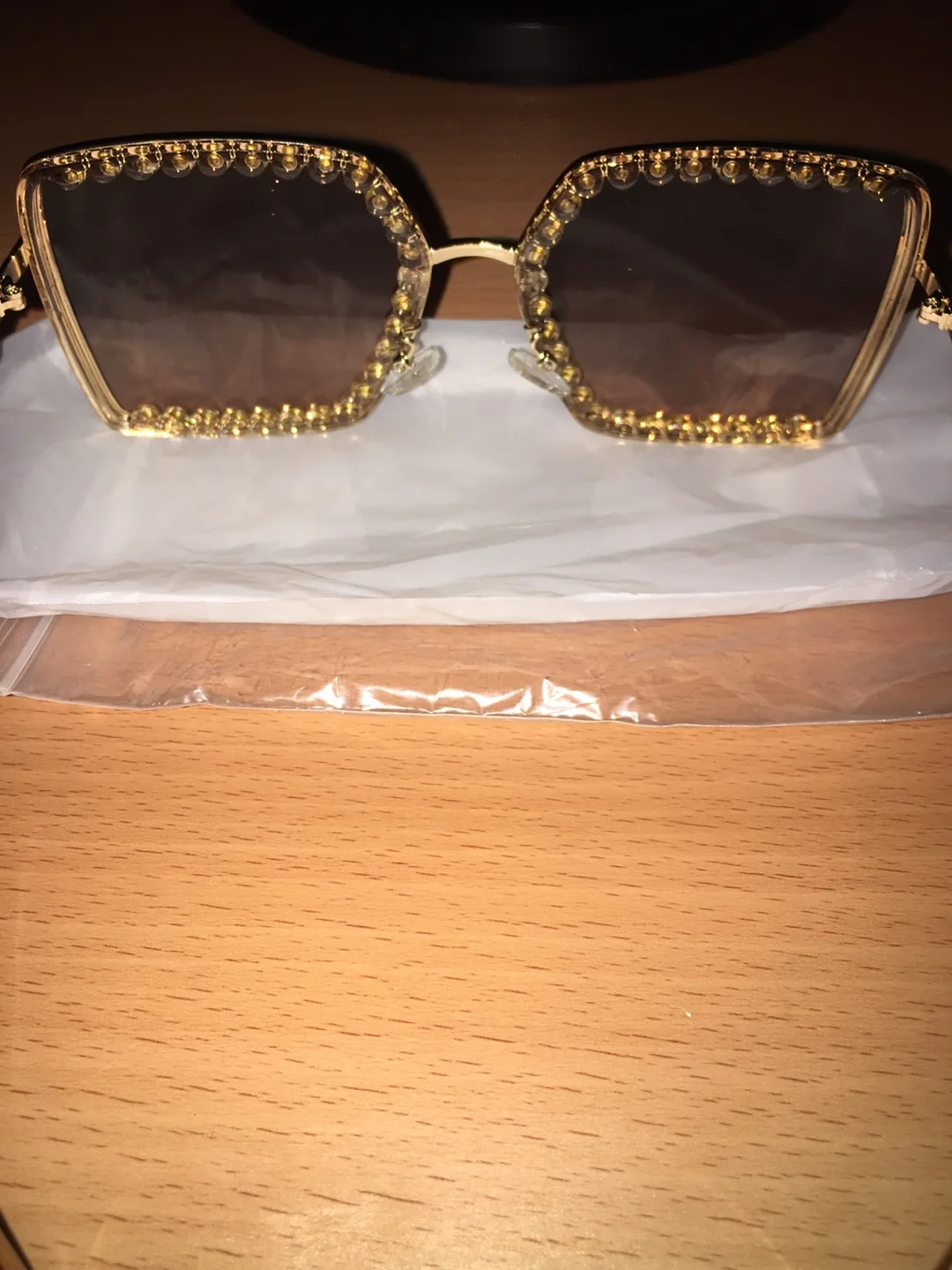 Gucci Sunglasses image indicator(3)
