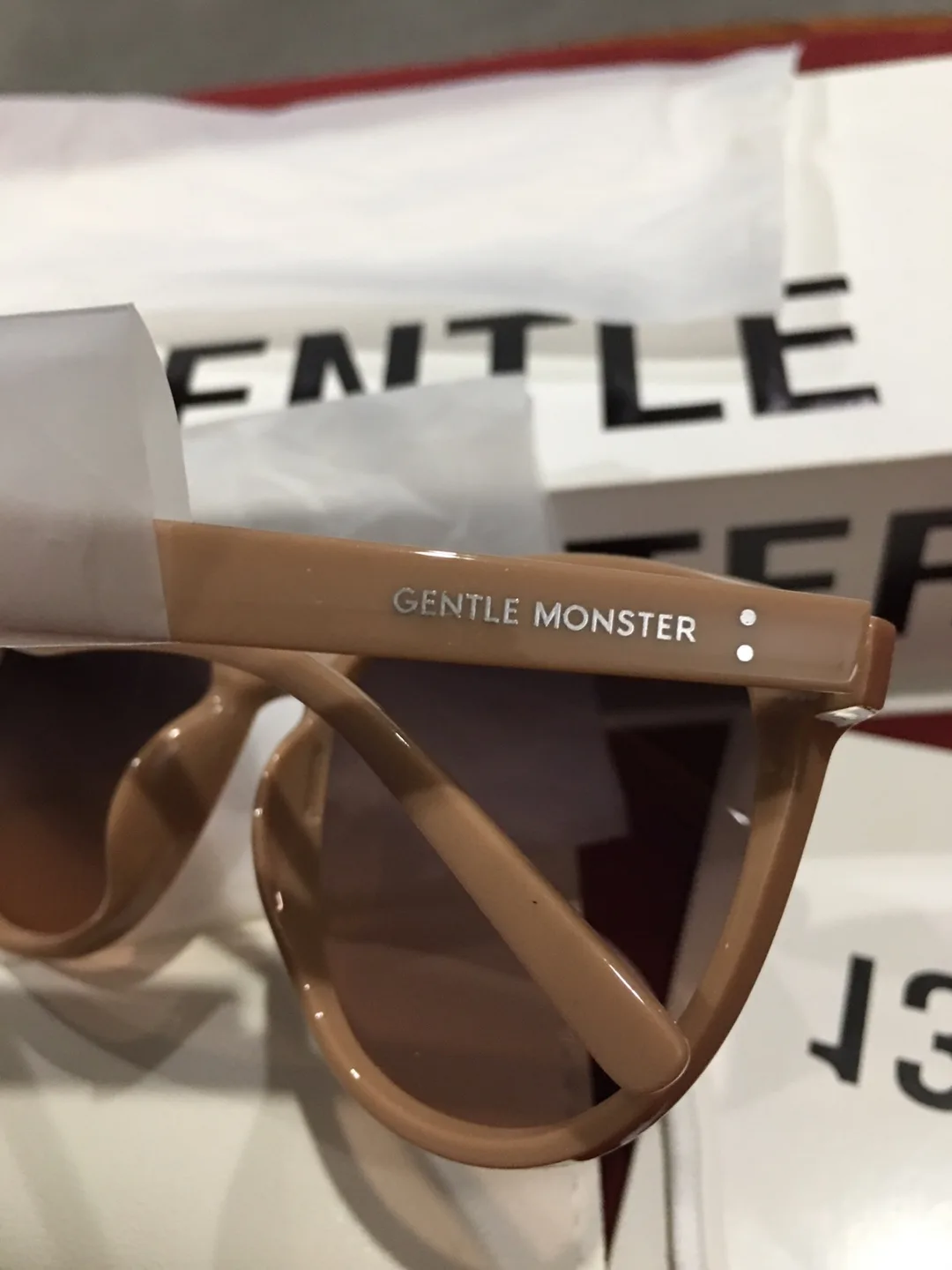 Gentle Monster Sunglasses with Box thumbnail