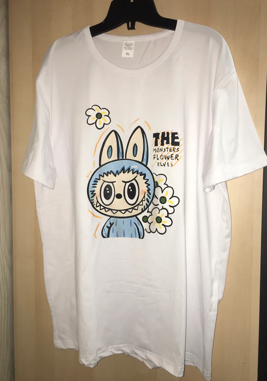 LABUBU T-shirts - Large & XL image indicator(8)