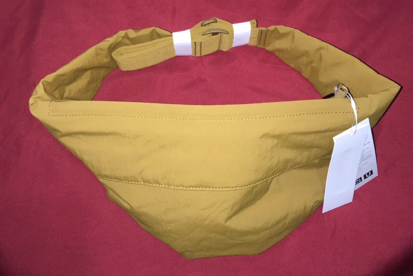 New Uniqlo U Body Bag /Belt Bag- Dark Brown and Mustard image indicator(5)