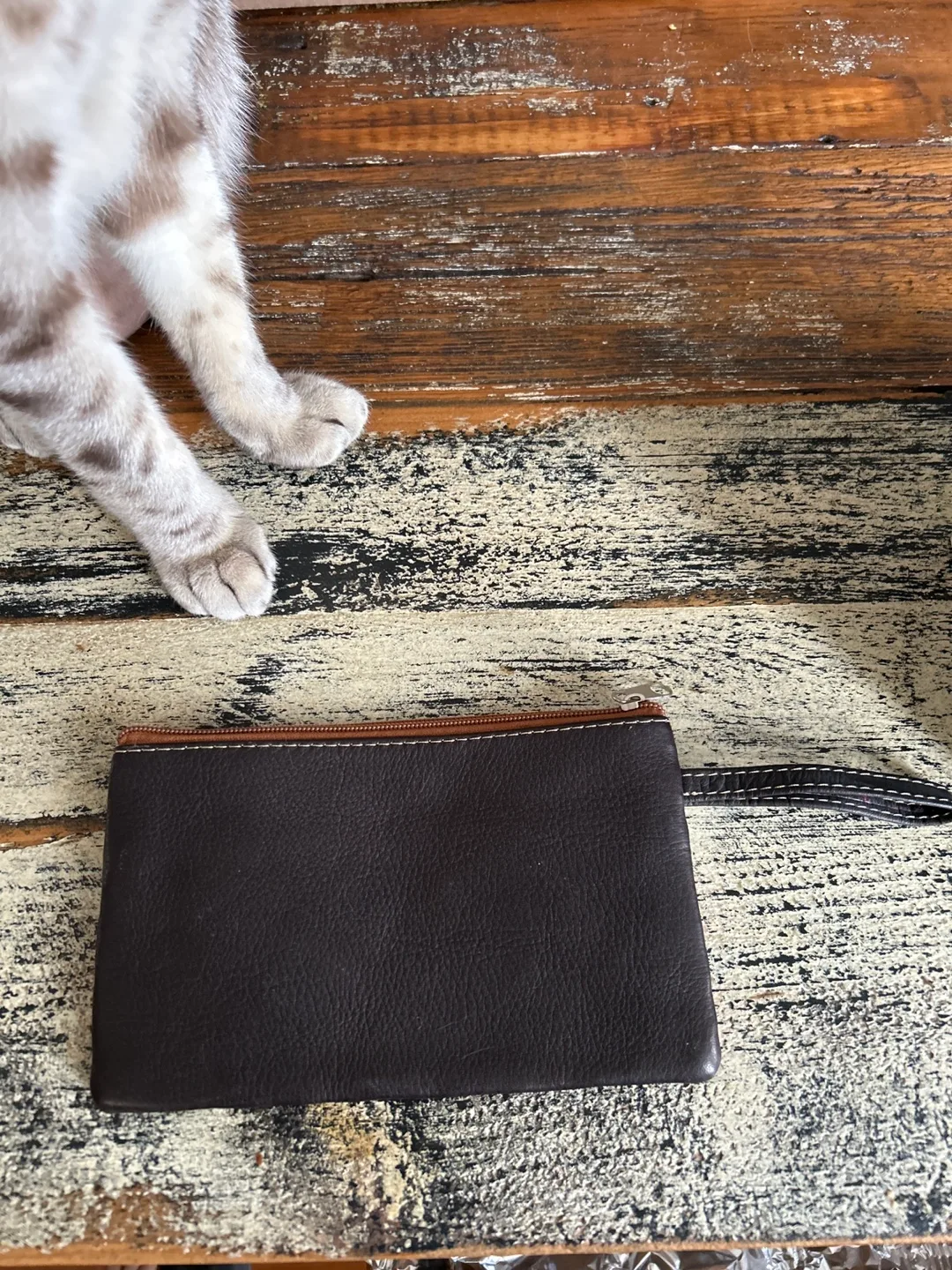 Floral Embroidered Wristlet Wallet image indicator(2)