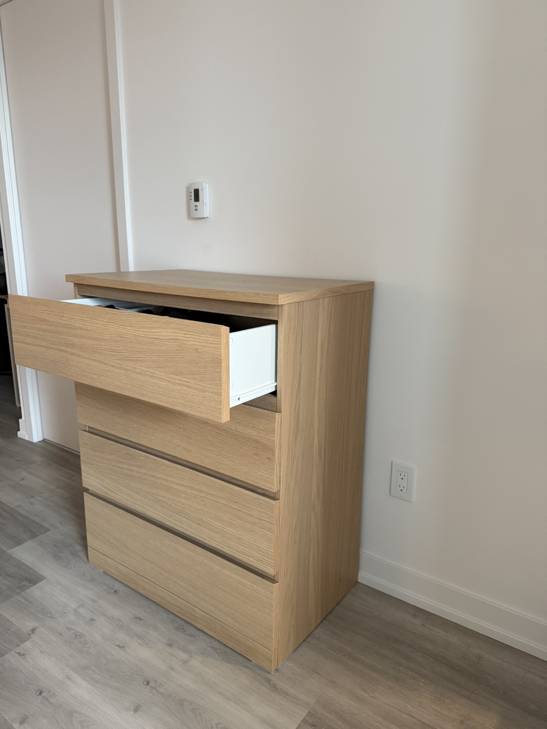 IKEA Malm 4-Drawer Chest - photo 3