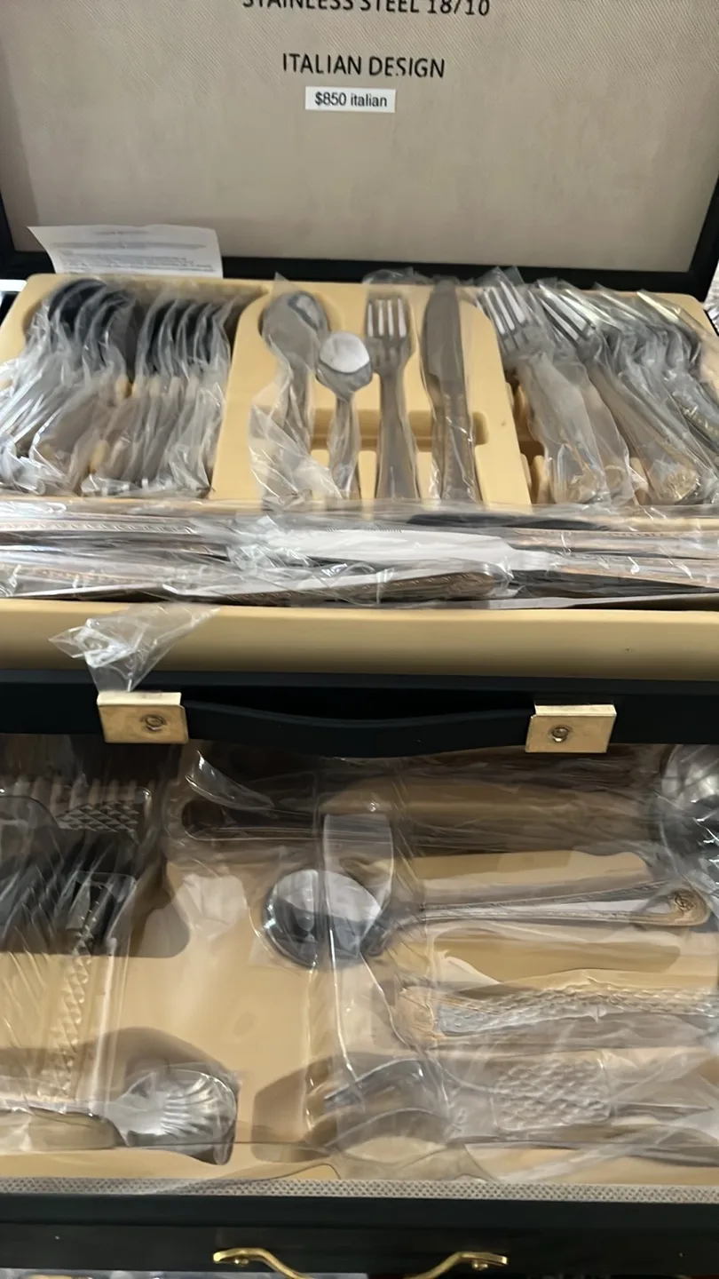 Used Furniture & Home Decor Items image indicator(8)