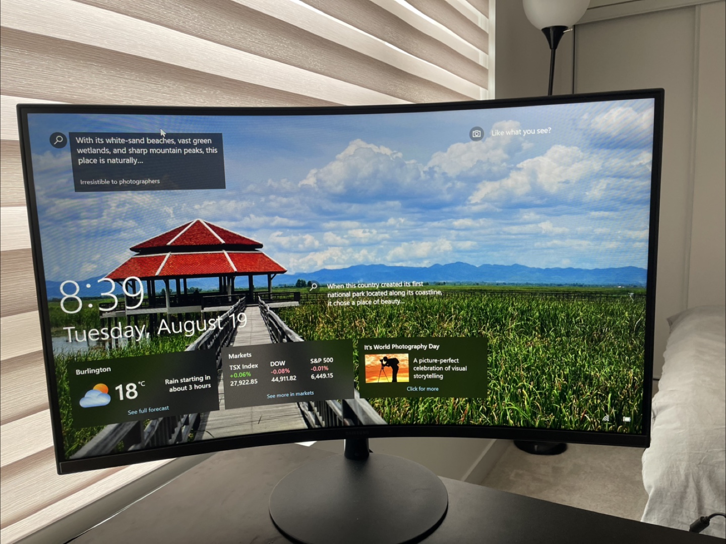 Samsung T55 32" Curved Monitor - Like New! - photo 2