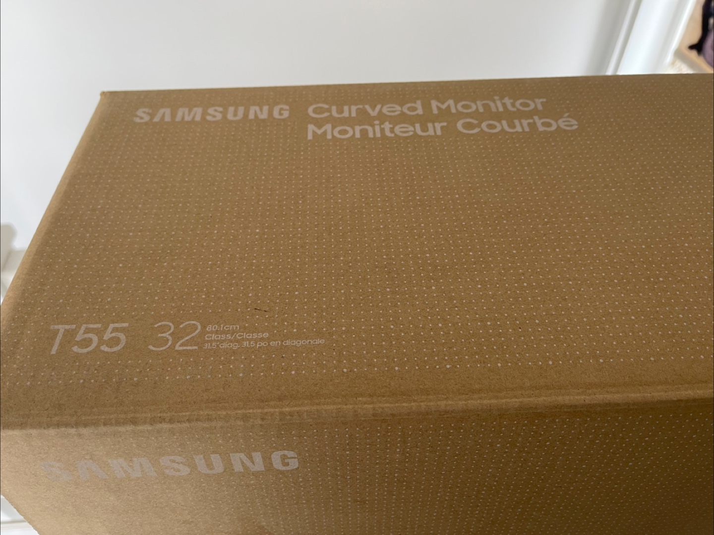 Samsung T55 32" Curved Monitor - Like New!