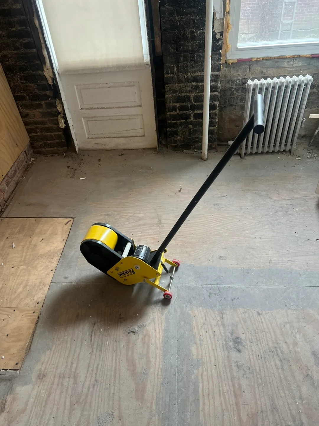 Safety Line Applicator thumbnail