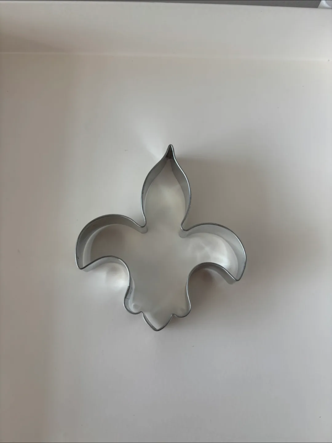 Fleur de Lis Cookie Cutter (New) thumbnail