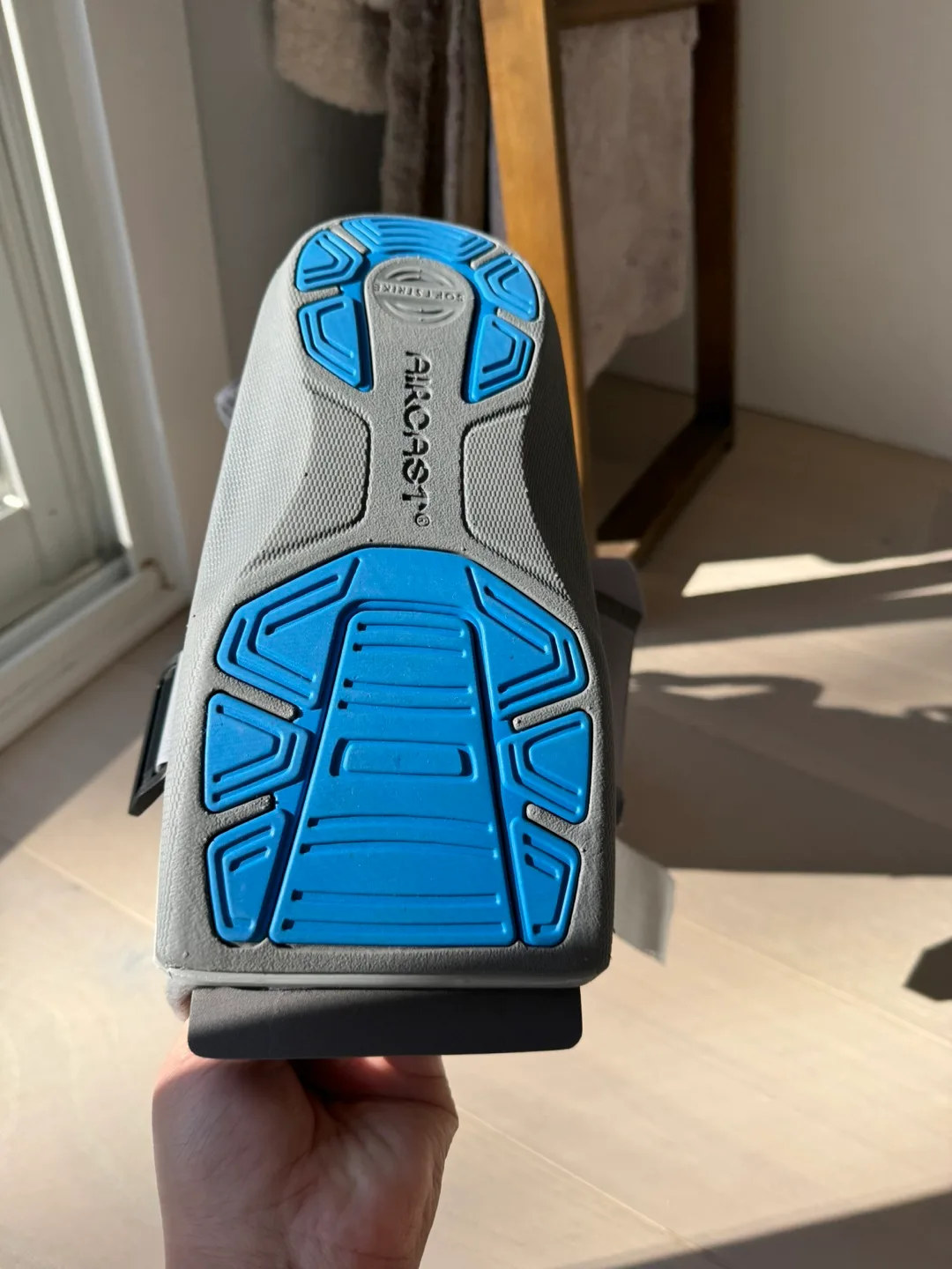 Aircast Walker Boot - Medium image indicator(5)