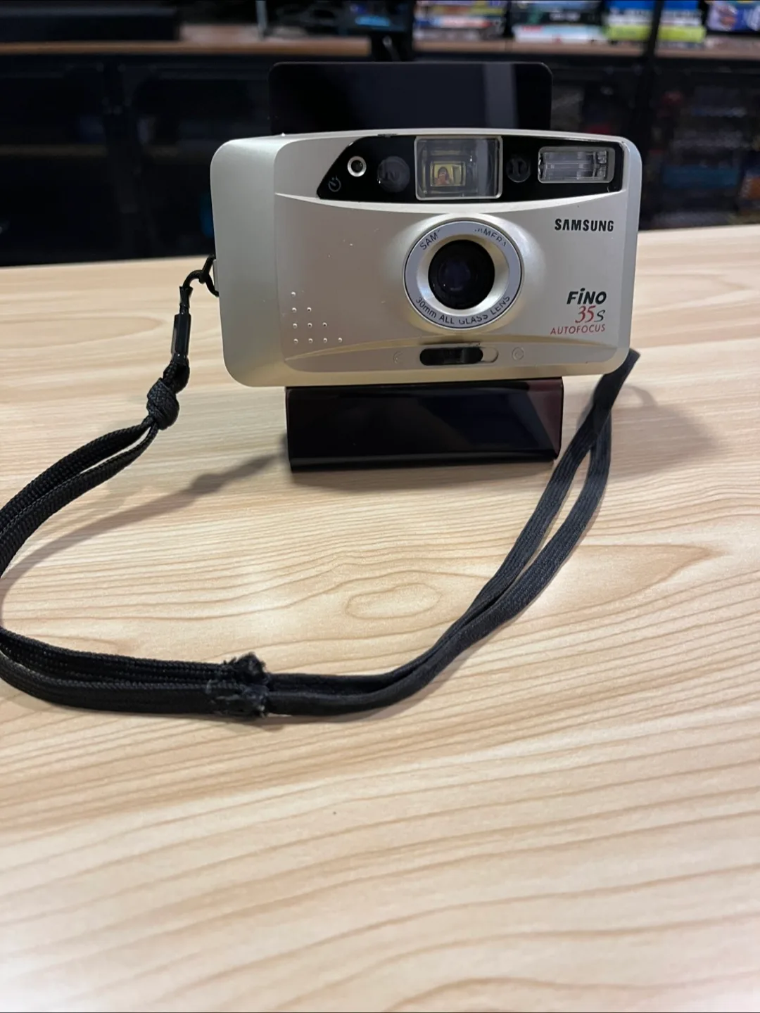Samsung Fino 35s Autofocus camera thumbnail