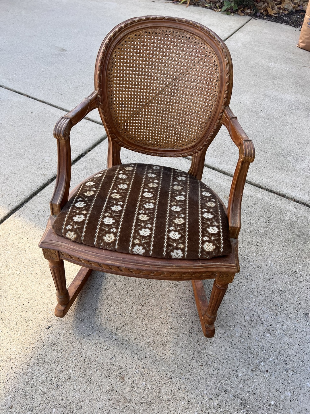 Charming Vintage Wooden Rocking Chair