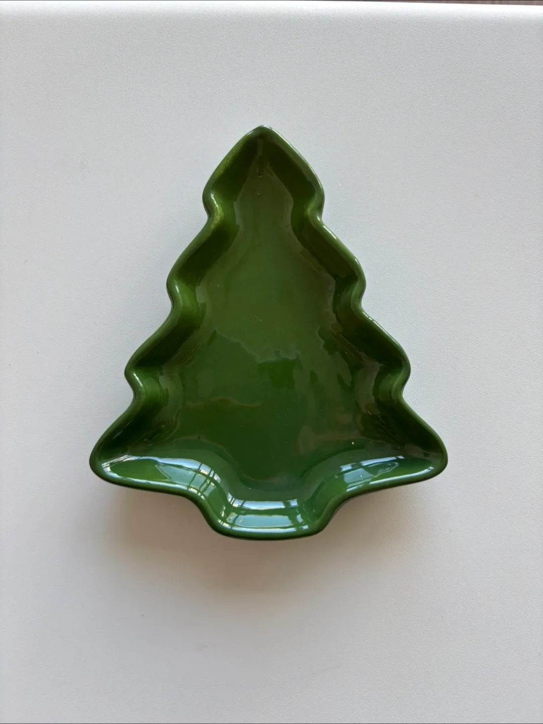 Green Christmas Tree Shaped Dish thumbnail