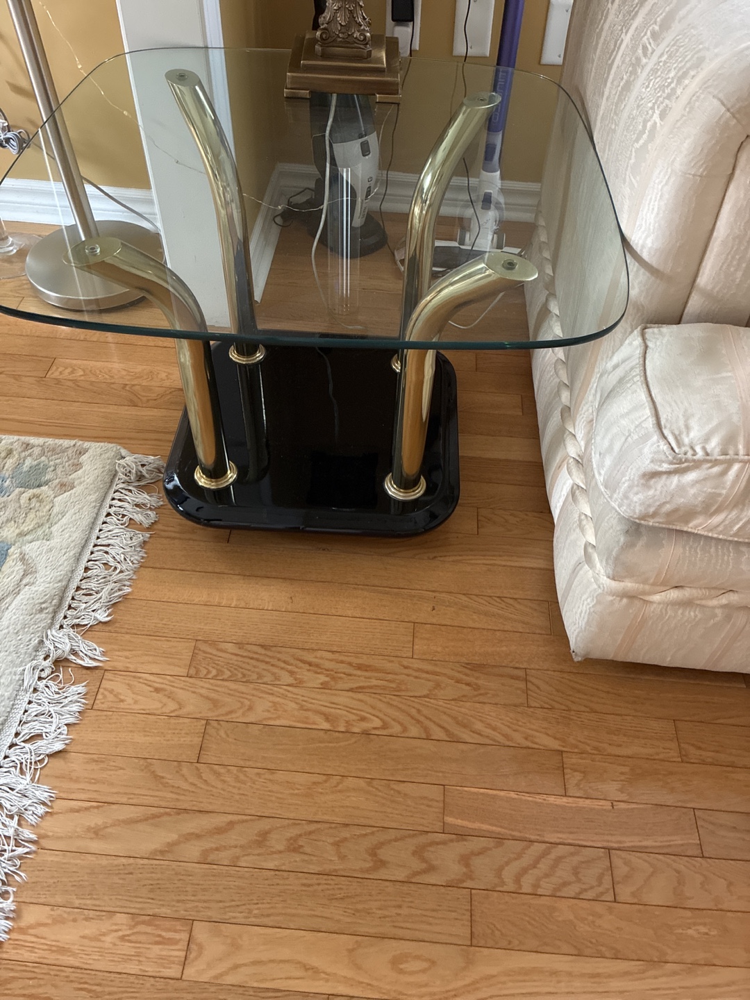Glass Top coffee table and End Table - photo 2