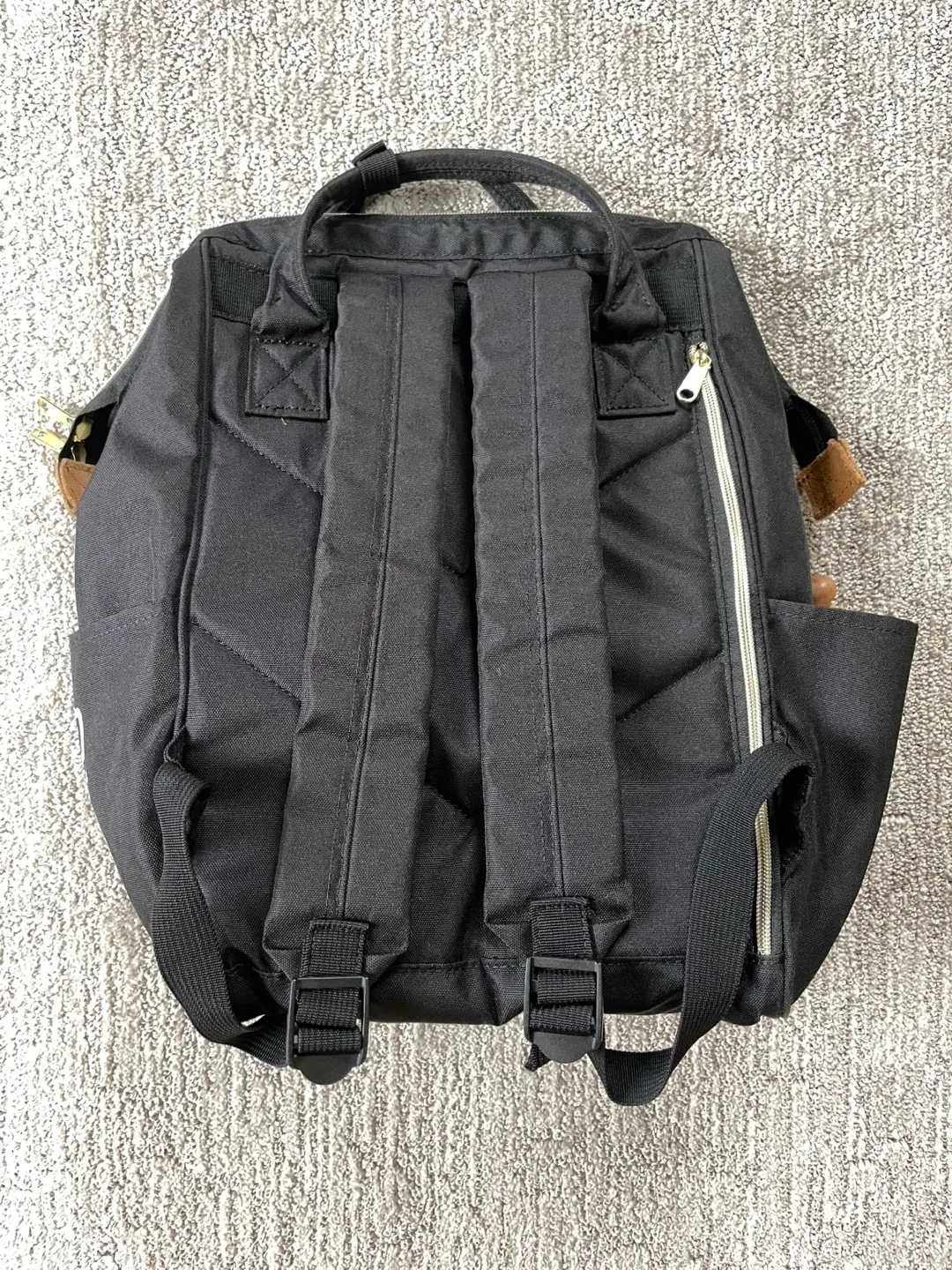 Anello Backpack - Black image indicator(2)