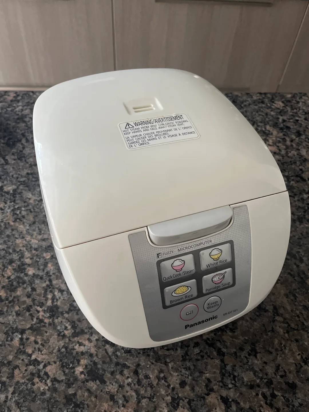 Panasonic SR-DF101 Fuzzy Microcomputer Rice Cooker