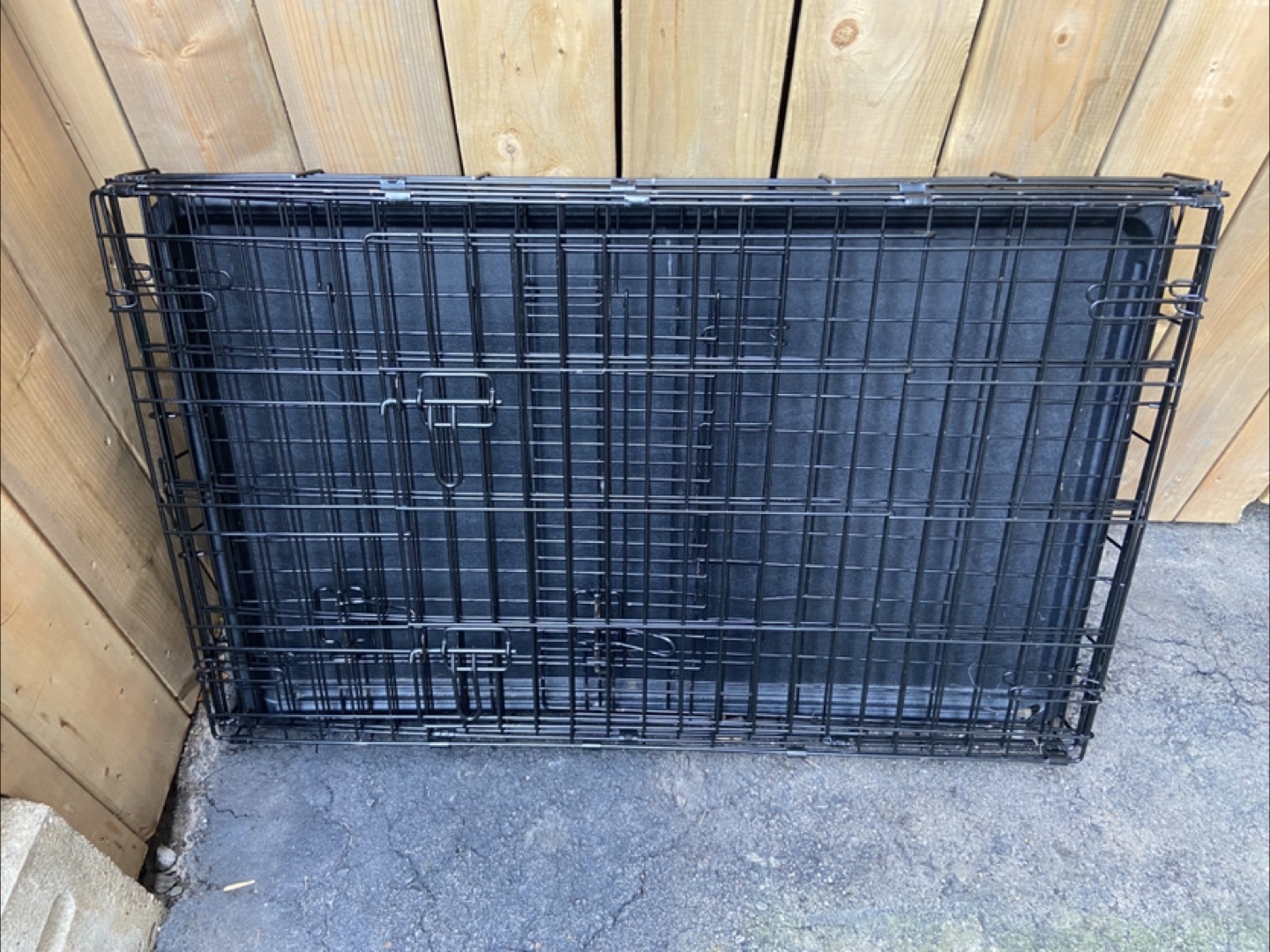 Black Wire Dog Crate
