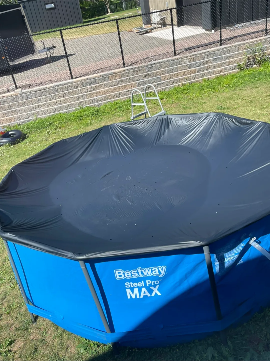 Bestway Steel Pro MAX Pool with Cover & Ladder thumbnail