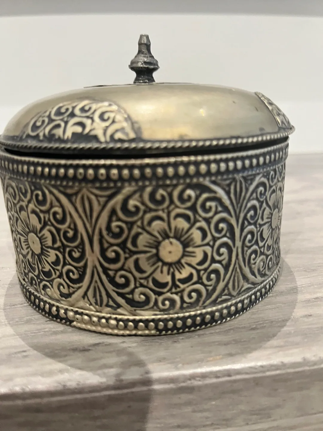 Ornate Silver Trinket Box- Barber Antique image indicator(8)