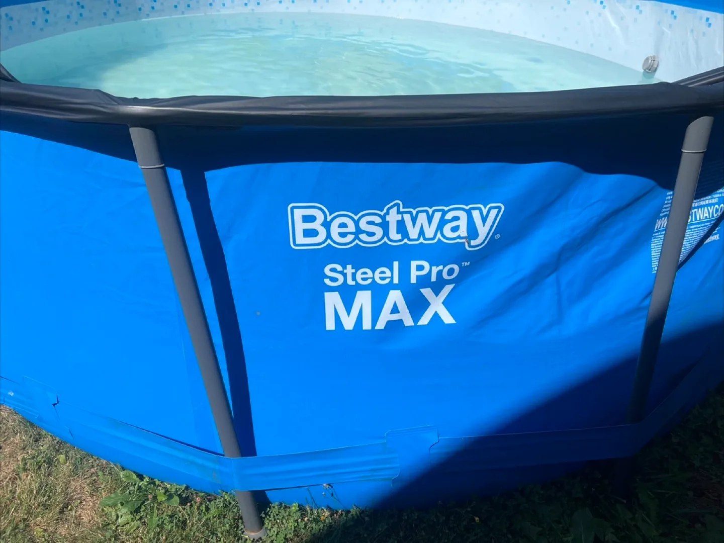 Bestway Steel Pro MAX Pool with Cover & Ladder image indicator(7)