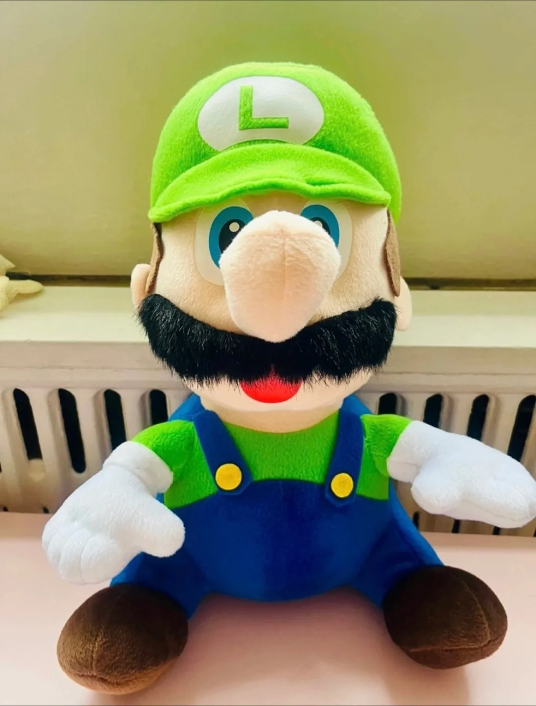 Plush-Luigi thumbnail