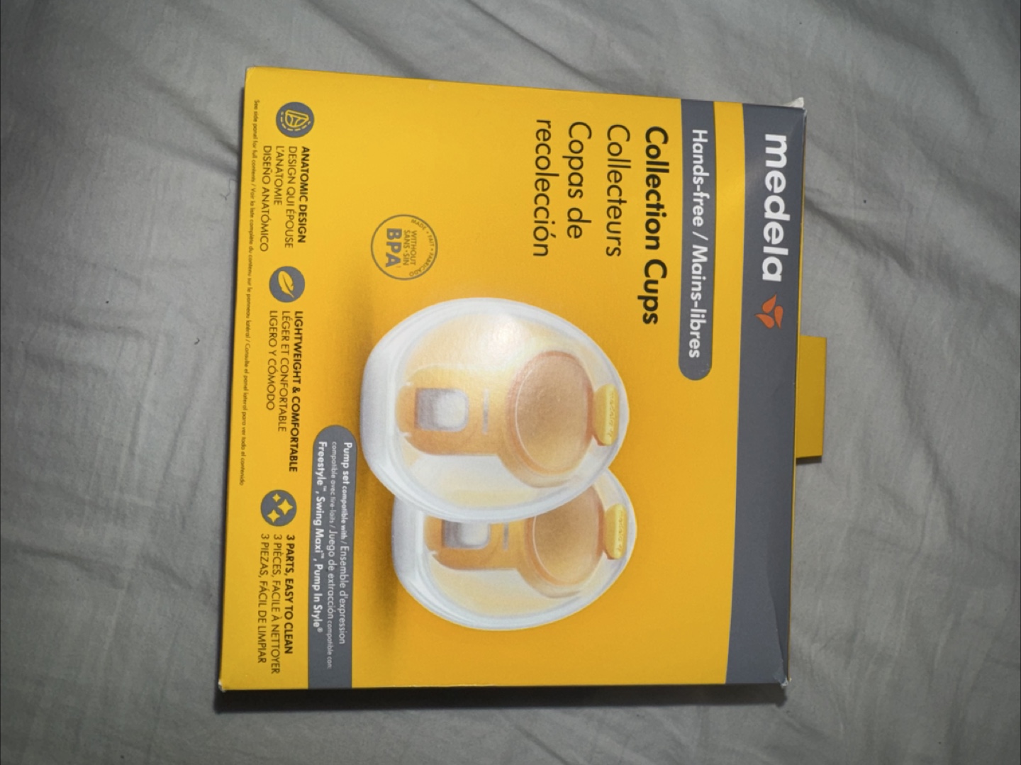FREE-Medela Hands-free Collection Cups