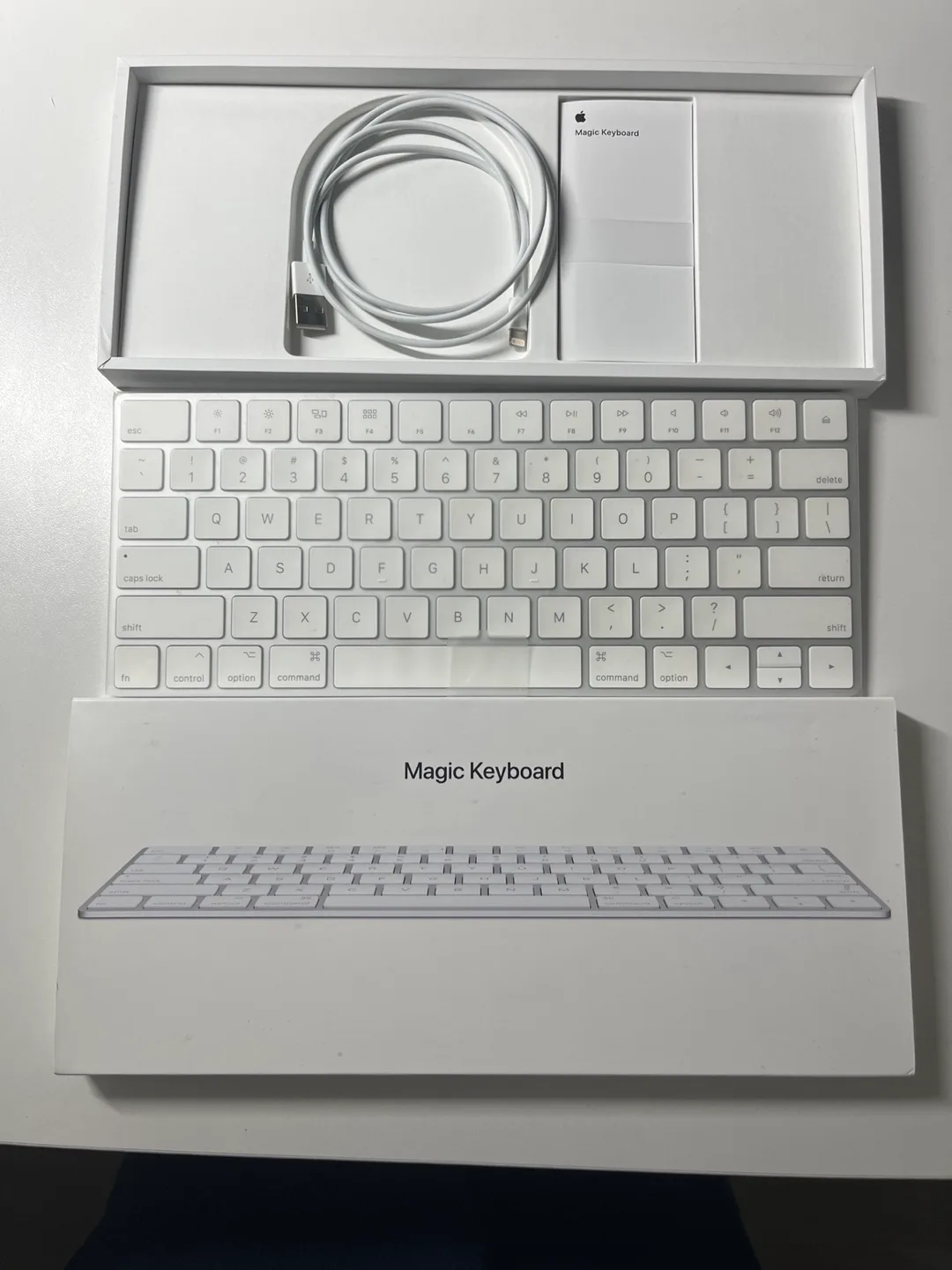 Apple Magic Keyboard - Like New!