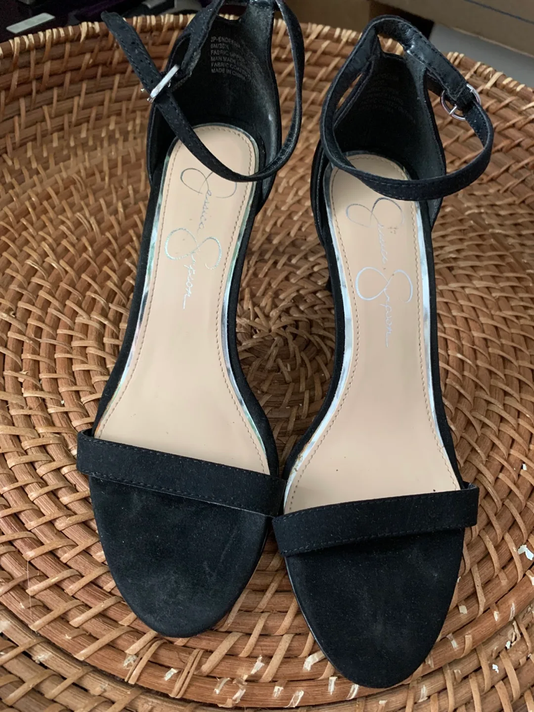 Jessica Simpson Black Heels - Size 6 image indicator(2)