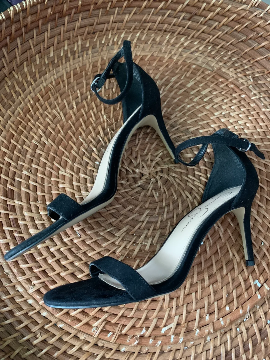 Jessica Simpson Black Heels - Size 6 thumbnail