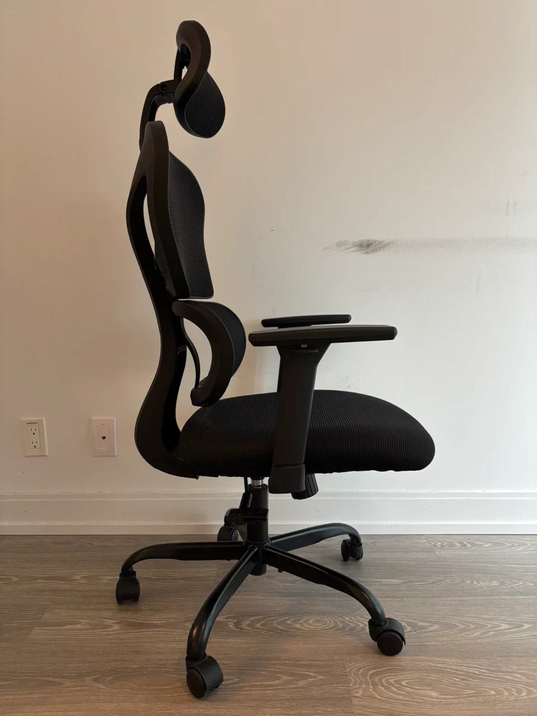 Ergonomic Mesh Office Chair with Lumbar & Head Support image indicator(4)