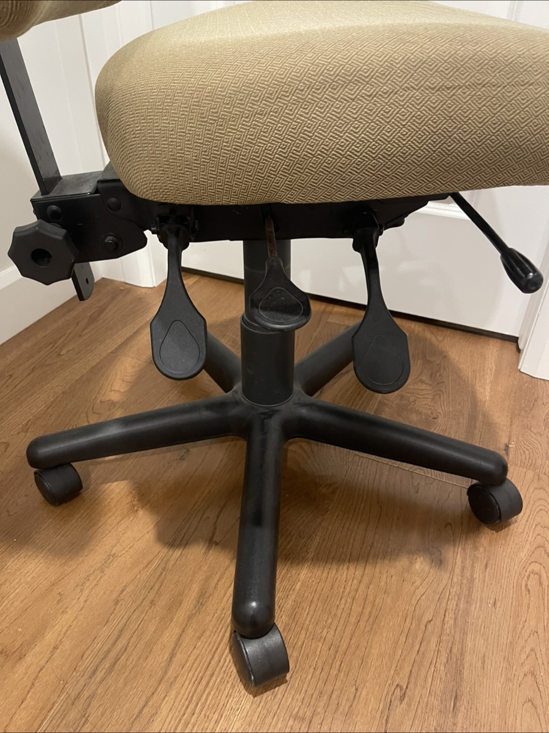 Office Chair - Beige - photo 4