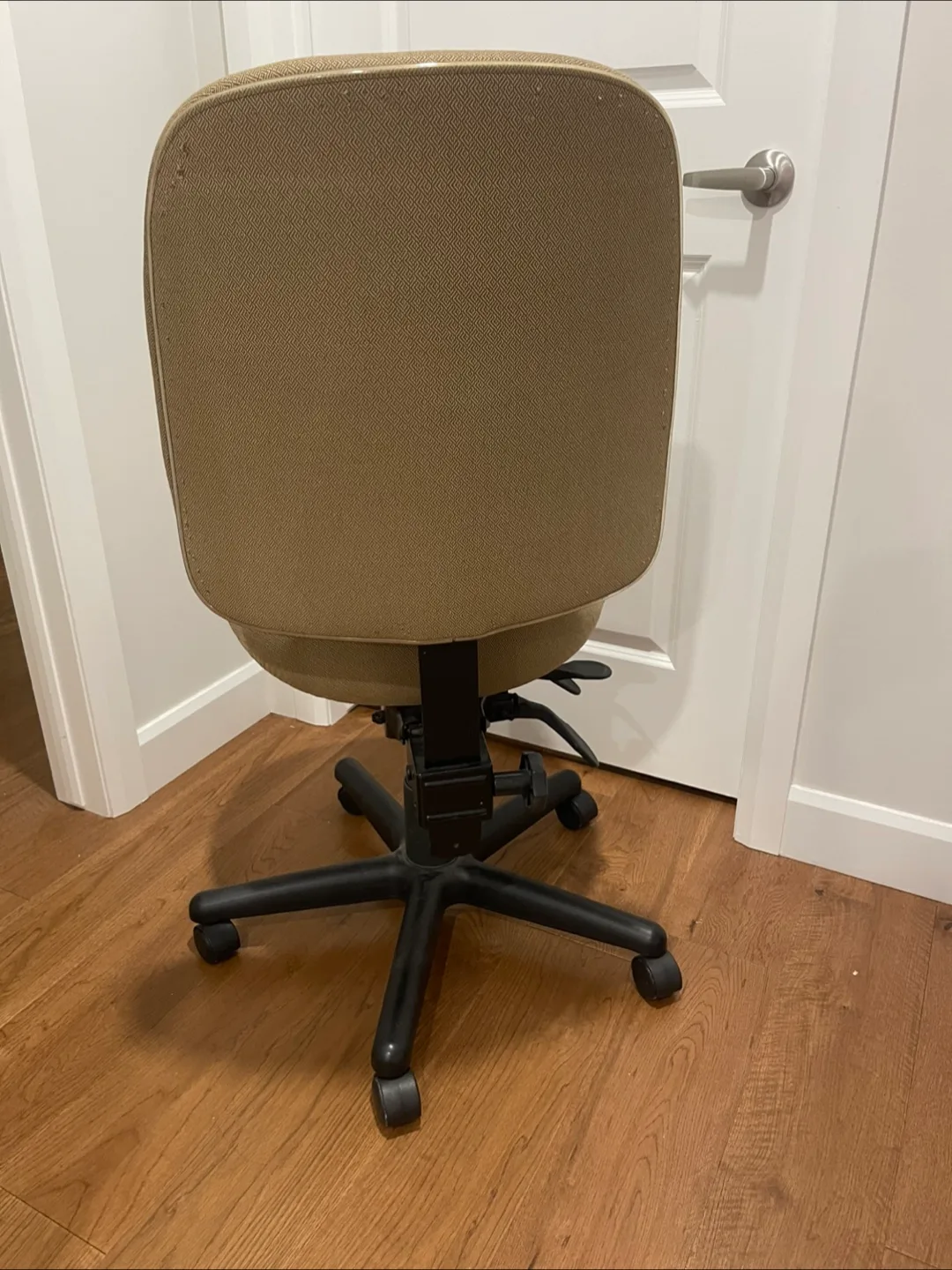 Office Chair - Beige image indicator(2)