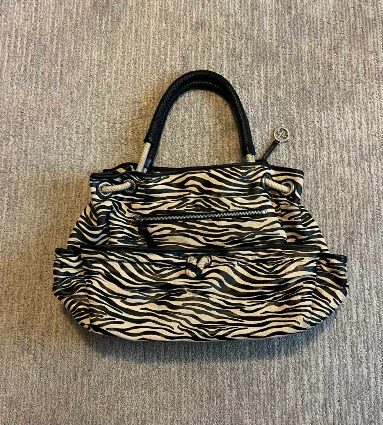 Large zebra print leather/fabric bag image indicator(6)