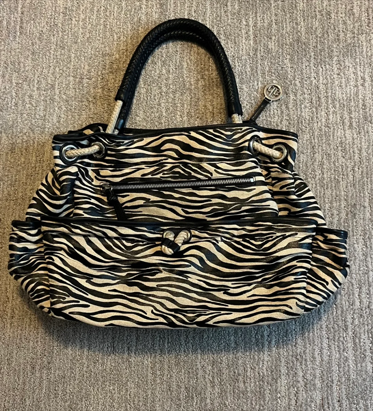 Large zebra print leather/fabric bag image indicator(5)