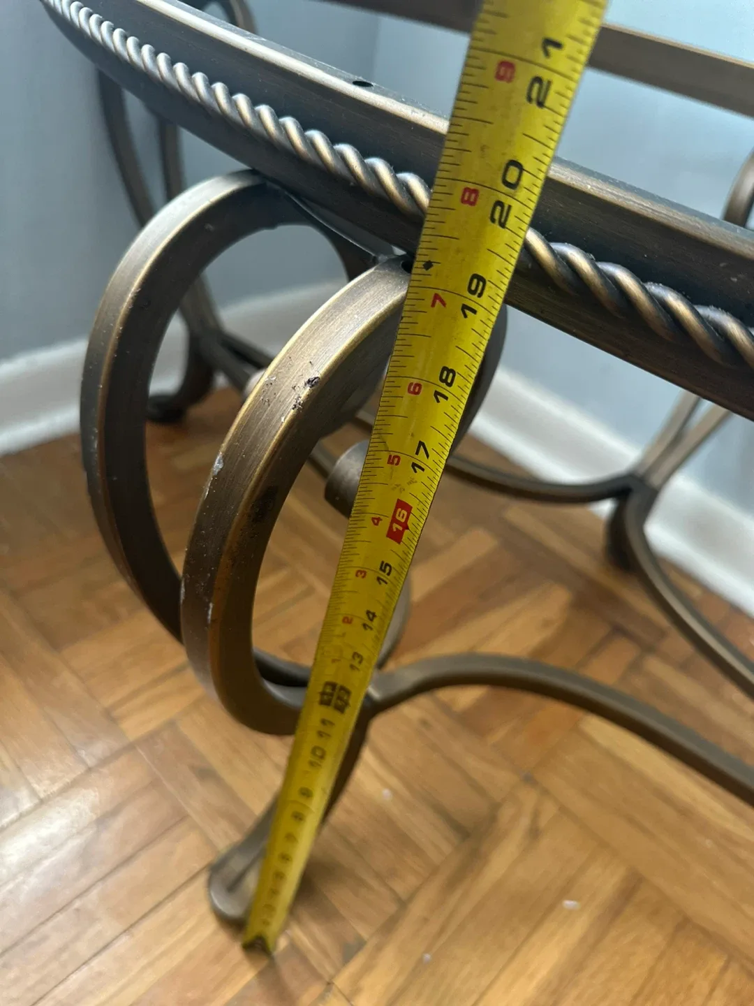 Oval Glass Coffee Table, Metal Frame image indicator(3)